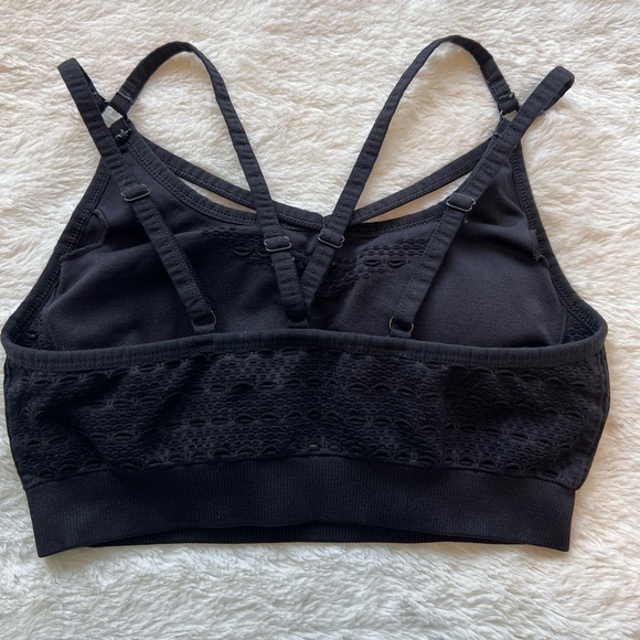 Gymshark Sports Bra - Small - Black - Picture 2 of 5